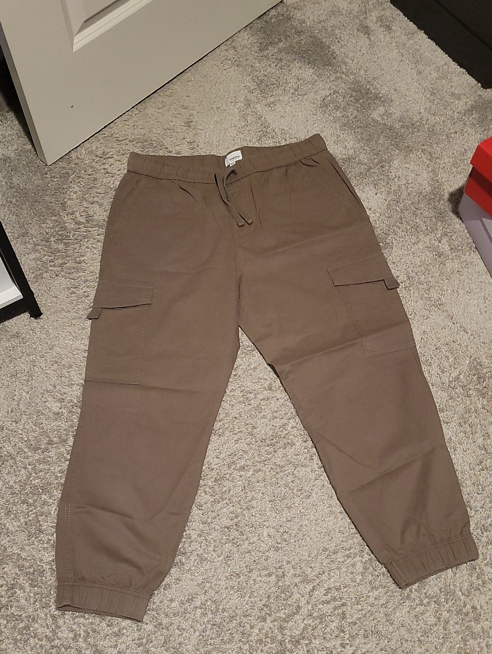 Men's Brown Cargo Jogger Pants with Elastic Cuffs